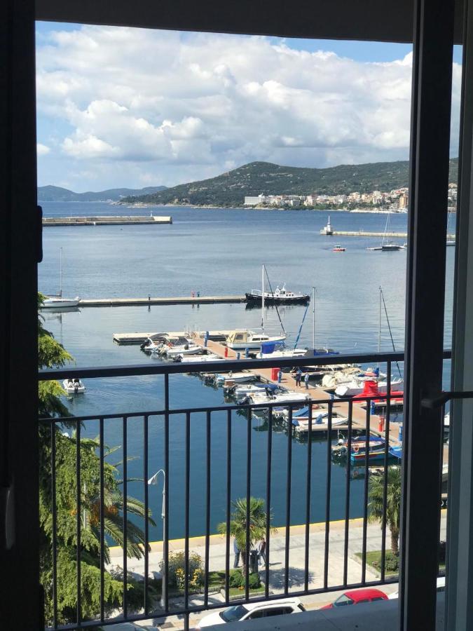 Jetties & Moorings Central Apt Lejlighed Kavala Eksteriør billede